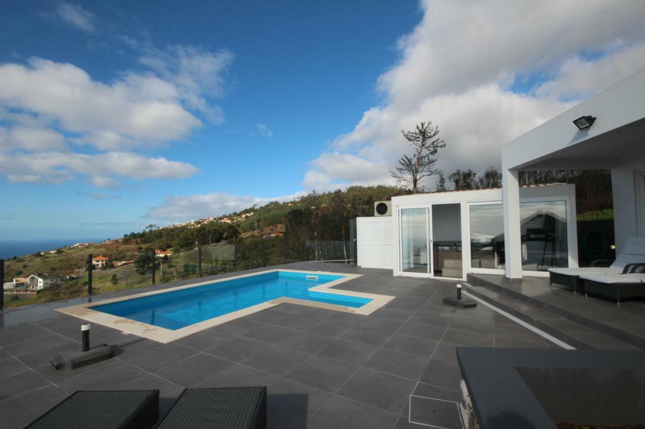 Villa Por Do Sol Estreito Da Calheta Exterior foto